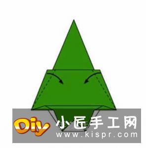 用一张纸折圣诞树图解 幼儿折纸圣诞树的教程