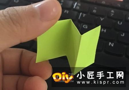 简单折纸教程,几个步骤就折出美丽的纸蝴蝶,你试过吗?