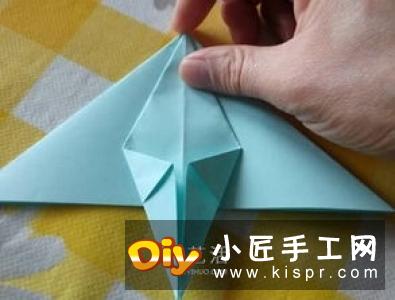 用纸怎么折百合花 百合花的折纸方法和图解