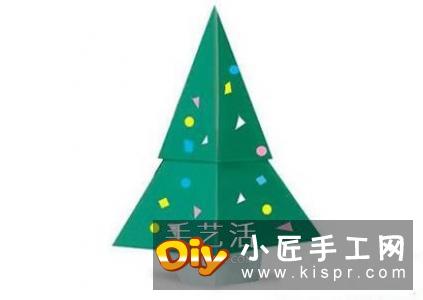 用一张纸折圣诞树图解 幼儿折纸圣诞树的教程