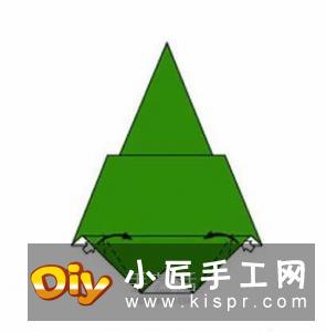 用一张纸折圣诞树图解 幼儿折纸圣诞树的教程