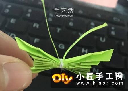 简单折纸教程,几个步骤就折出美丽的纸蝴蝶,你试过吗?