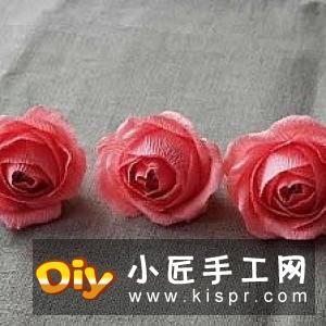 手工教程用皱纹纸做玫瑰花,方法很简单。玫瑰花被认为是花中之王