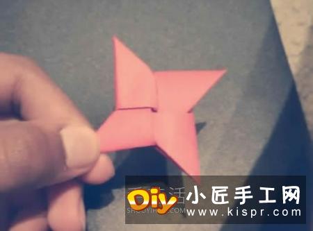 日本忍者专用暗器折出四角忍者之星,简单的折纸教程!