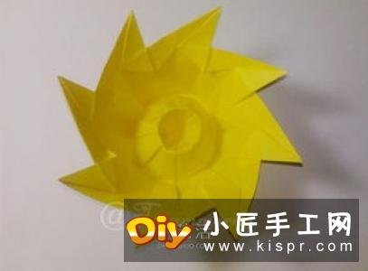 太阳花的折法步骤图 手工折纸太阳花怎么折