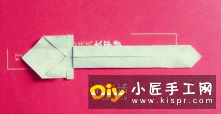 儿童折纸宝剑的图解 怎么折中国古代剑兵器
