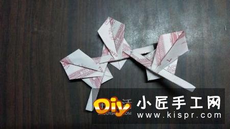 五瓣莲的折纸方法图解 纸币折五瓣莲的步骤