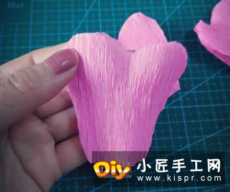 用皱纹纸做花,不但简单,也可以美翻了!教程学起来!
