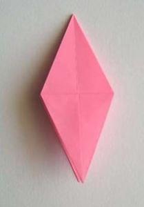 手工百合花制作方法 简单纸百合花的折法图解