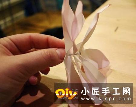 教师节木兰花的制作 纸木兰花的做法图解