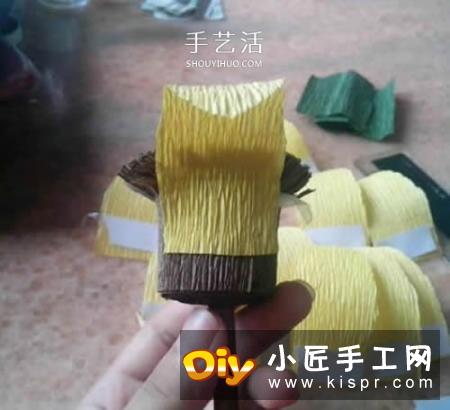 用皱纹纸做向日葵图解 简单详细步骤DIY太阳花