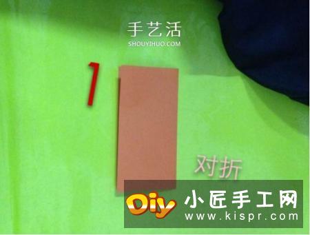详细的折纸玫瑰教程,小伙伴们如果喜欢这款小小的手指玫瑰,那就跟着学起来吧~