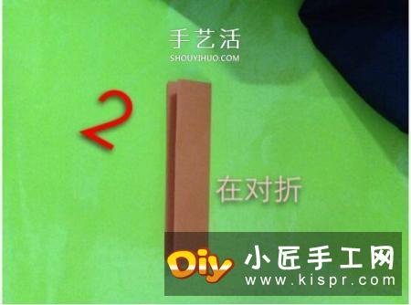 详细的折纸玫瑰教程,小伙伴们如果喜欢这款小小的手指玫瑰,那就跟着学起来吧~