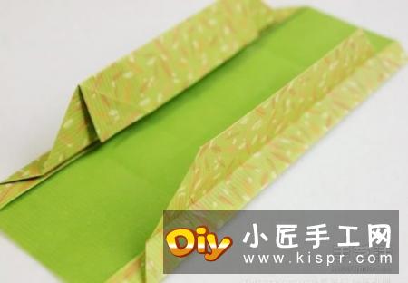 简单折纸礼物盒图解 长方形礼品盒的折法