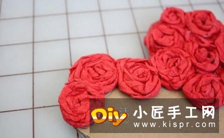 皱纹纸玫瑰花挂饰DIY 婚礼情人节爱心装饰制作