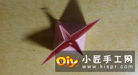 镂空纸花球怎么折图解 简单手工花球的折法