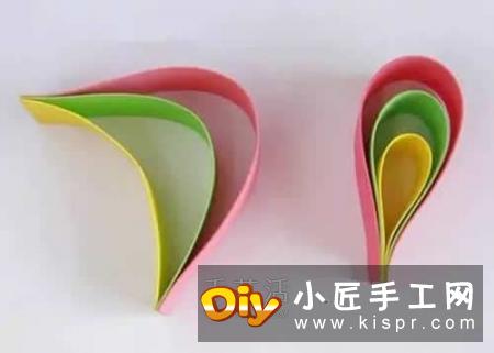 卡纸做八瓣花的方法 手工制作立体花朵挂饰