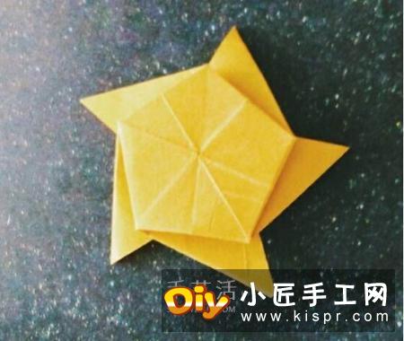 立体小星星的折法图解 漂亮五角星怎么折教程
