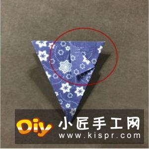 双孔笔筒的折纸方法 纸笔筒的做法步骤图解