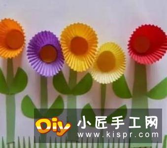 彩纸手工制作美丽的立体雏菊图解