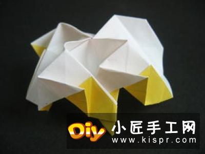 漂亮纸玫瑰的折法图解 折纸玫瑰花的步骤图