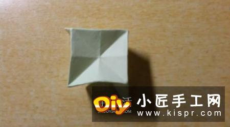 镂空纸花球怎么折图解 简单手工花球的折法