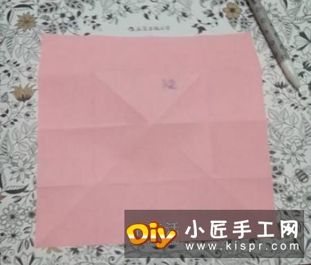 爱心相框怎么折图解 带心形四方相框的折法