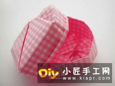 韩式玫瑰花礼盒怎么折 包括盖子和盒身的折法