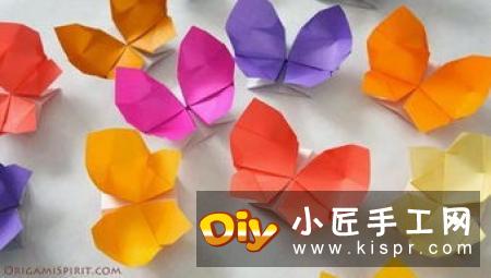 餐巾折蝴蝶的方法图解 折叠餐巾蝴蝶的教程