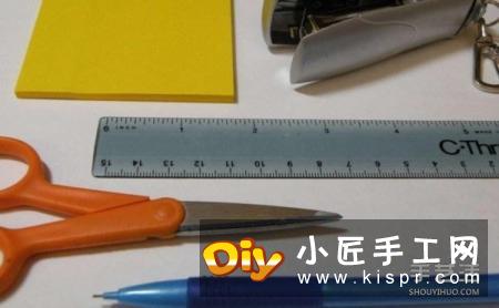 一架迷你纸滑翔机的制作方法