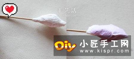 皱纹纸/旧包装纸做玫瑰花的方法 形态很逼真！