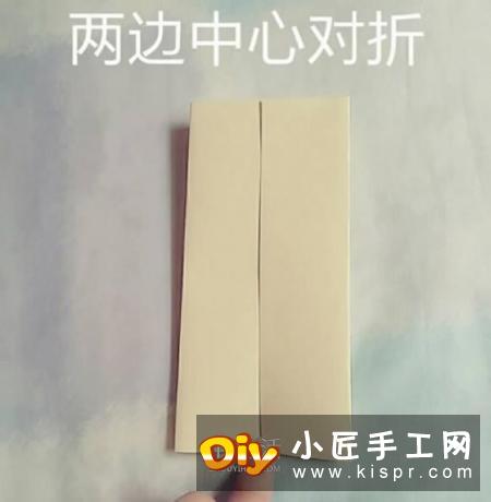 简单可爱皇冠盒子折法 折两艘小船叠起来就好