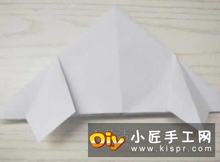 幼儿园简单折纸教程 可爱小飞碟的折法图解