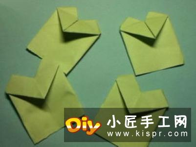 幼儿园手工折纸小蝌蚪的折法图解步骤