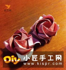 冬天的美丽折纸手工 立体雪花花球的折法图解
