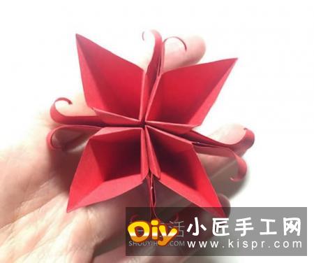 简单折纸4个花瓣 粘合得到一朵四瓣花！
