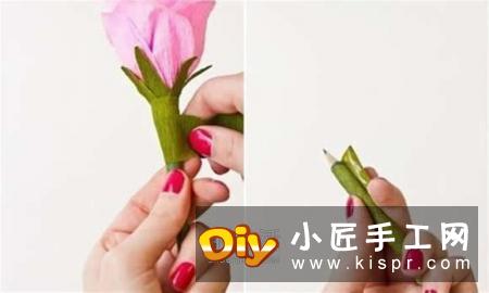 皱纹纸月季花手工制作 月季用皱纹纸做的教程