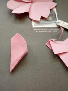 折纸樱花的方法图解 组合式樱花折叠步骤图
